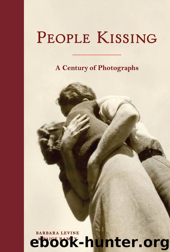 People Kissing by Barbara Levine