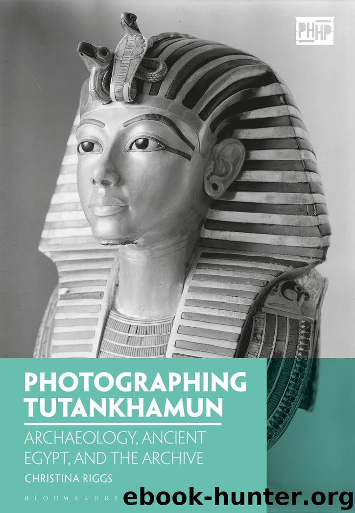 Photographing Tutankhamun by Christina Riggs