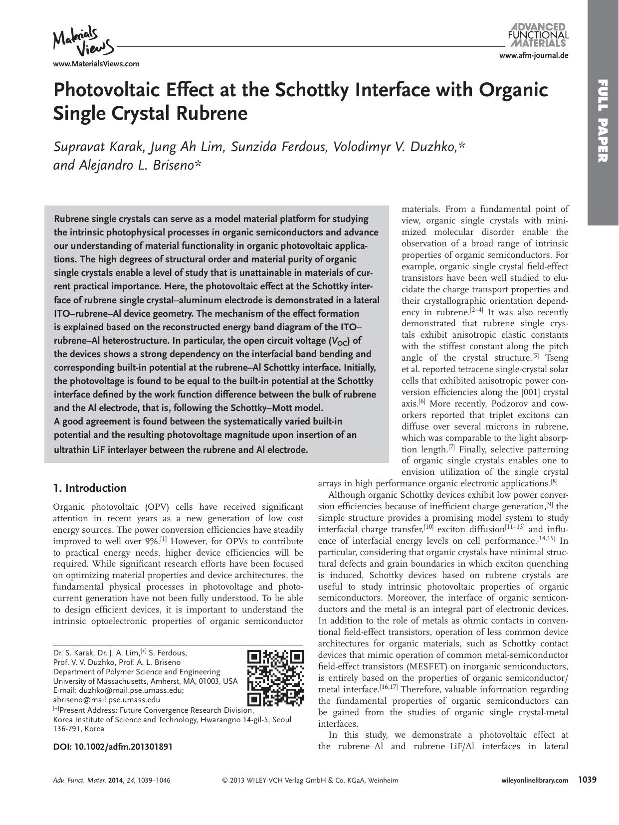 Photovoltaic Effect at the Schottky Interface with Organic Single Crystal Rubrene by s-w-270