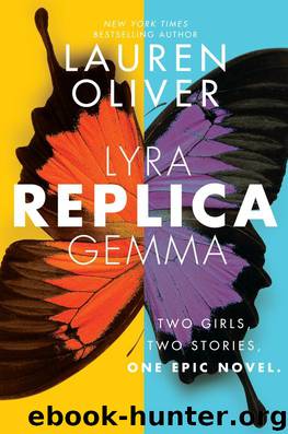 Replica by Lauren Oliver