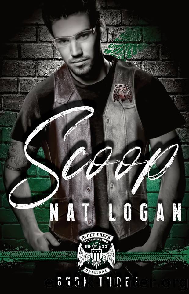 Scoop: A Fake Dating, Road Trip MC Romance (Bluff Creek Brotherhood MC Book 3) by Nat Logan