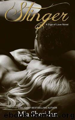 Stinger by Mia Sheridan