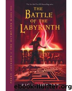 The Battle of the Labyrinth (Thorndike Press Large Print Literacy Bridge Series) by Rick Riordan
