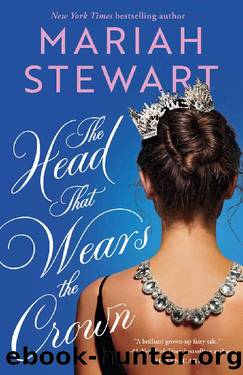 The Head That Wears the Crown by Mariah Stewart