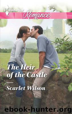 The Heir of the Castle (Harlequin Romance) by Scarlet Wilson