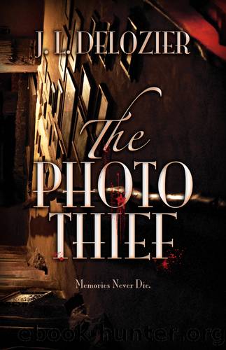The Photo Thief by Delozier J. L