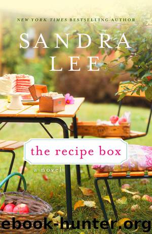 The Recipe Box by Sandra Lee
