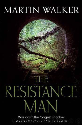 The Resistance Man (Bruno Chief of Police 6) by Walker Martin
