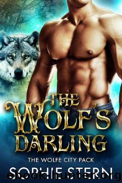 The Wolf's Darling (The Wolfe City Pack Book 1) by Sophie Stern