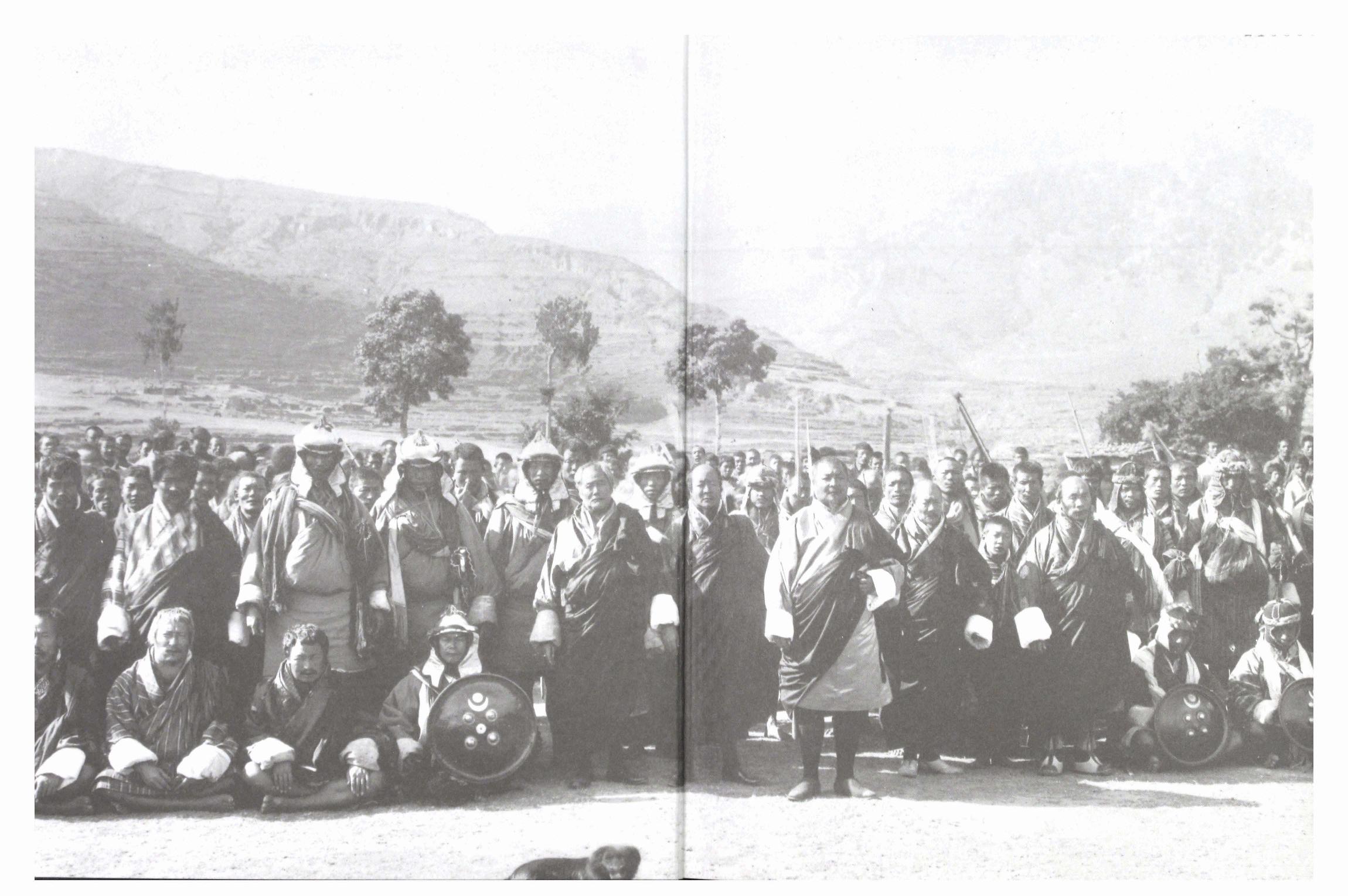 The raven crown : the origins of Buddhist monarchy in Bhutan by Michael Aris