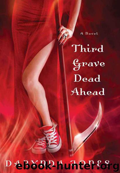 Third Grave Dead Ahead by Jones Darynda