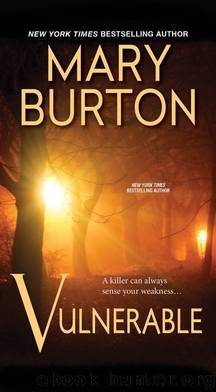 Vulnerable (Morgans of Nashville) by Mary Burton