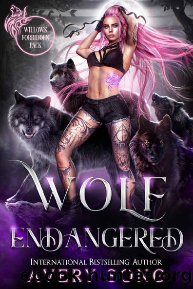WOLF ENDANGERED: A Shifter Romance (Willow's Forbidden Pack Book 2) by Avery Song