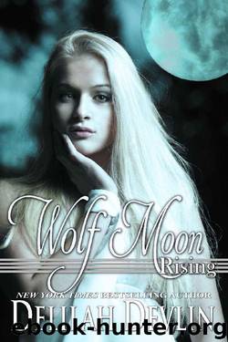 Wolf Moon Rising by Delilah Devlin