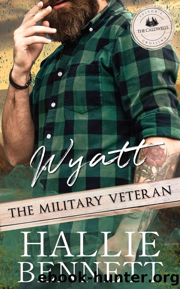 Wyatt the Military Veteran: A Curvy Girl, Pen Pals Romance by Hallie Bennett