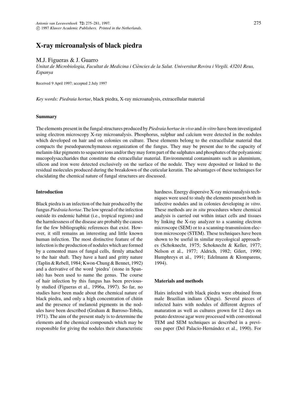 X-ray microanalysis of black piedra by Unknown
